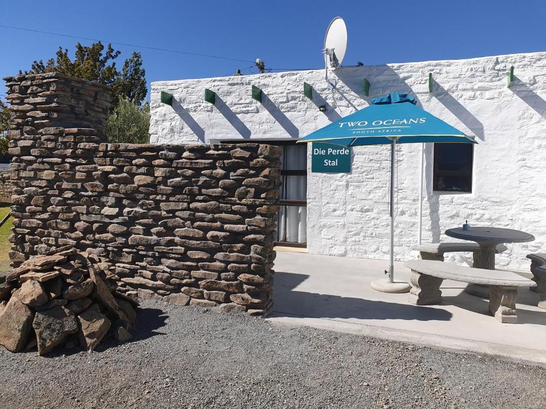 The Whitehouse Inn Sutherland Exterior photo